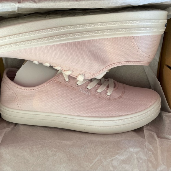 Keds Pink Sneakers Minimalist Design - Picture 2 of 4